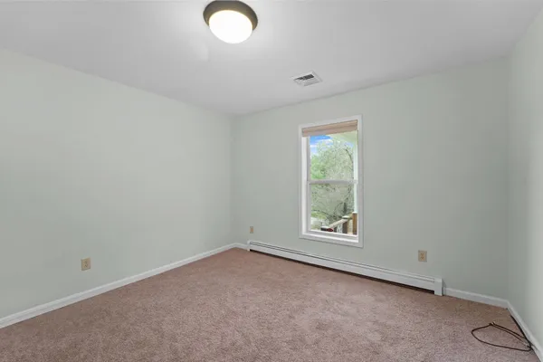 $299,999 | 1122 Day Hollow Road, Endicott, NY 13760