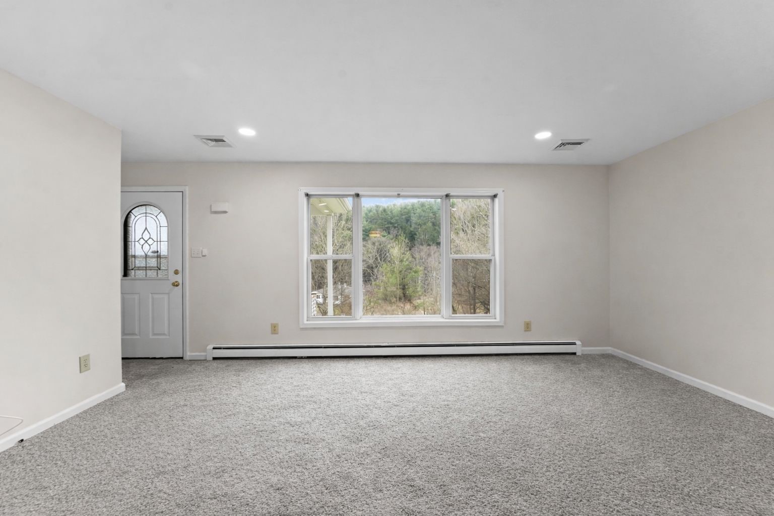 1122 Day Hollow Road Endicott, NY 13760 - Photo 8 of 35