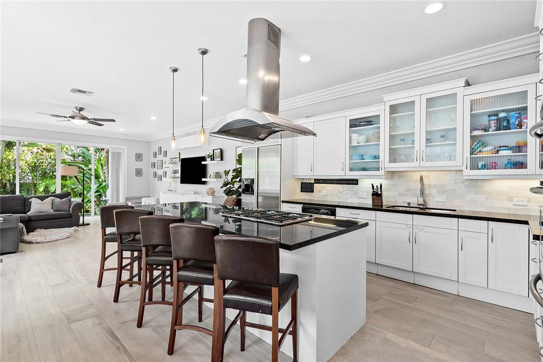 421 Southwest 5th Street, Unit 421 Fort Lauderdale, FL 33315 - Photo 17 of 35 Photo 17