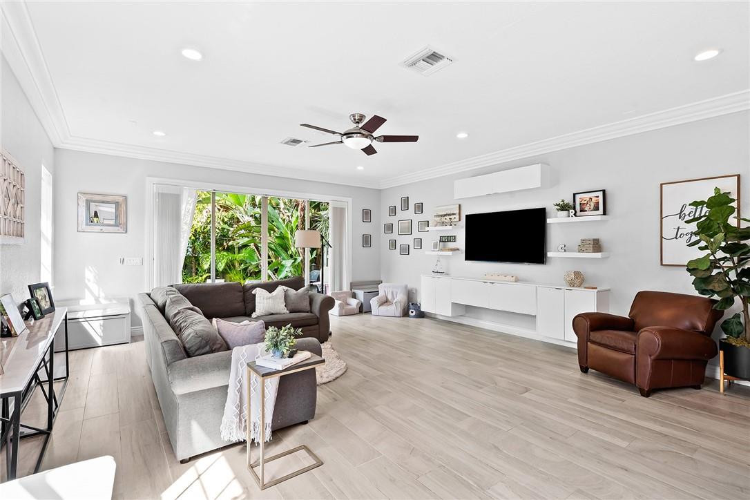 421 Southwest 5th Street, Unit 421 Fort Lauderdale, FL 33315 - Photo 21 of 35 Photo 21