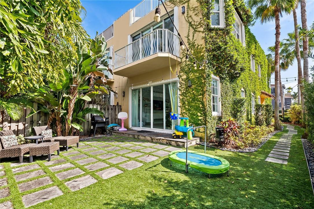 421 Southwest 5th Street, Unit 421 Fort Lauderdale, FL 33315 - Photo 3 of 35 Photo 3