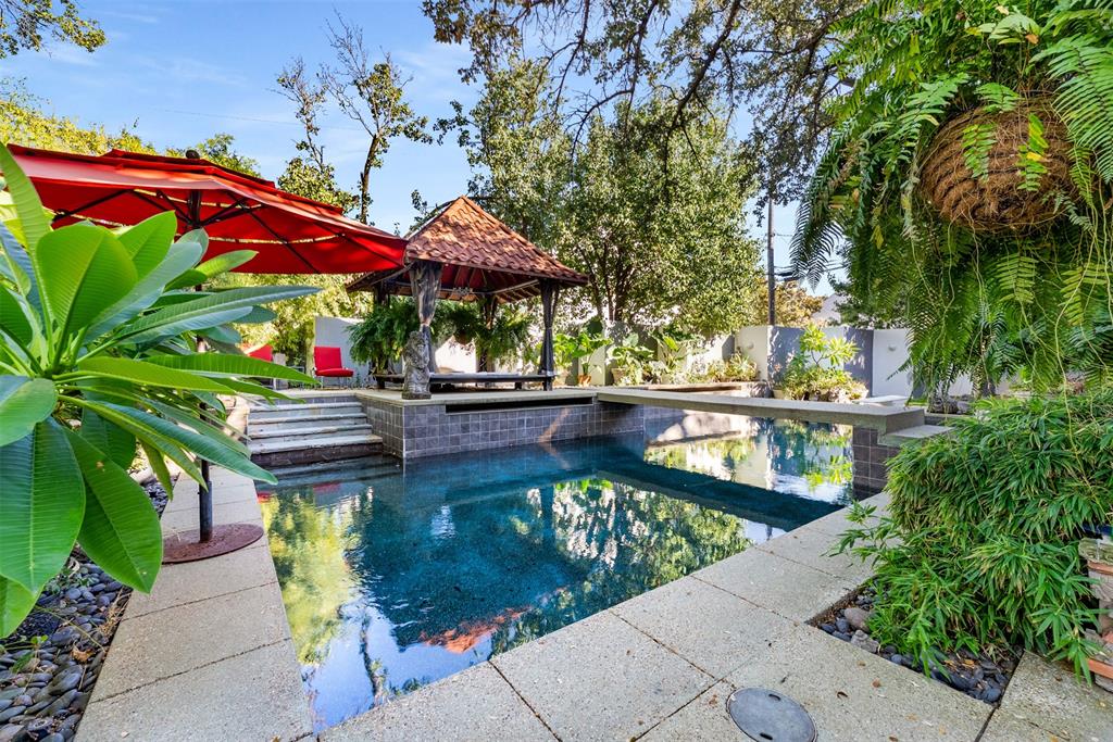 10406 Crestover Drive Dallas, TX 75229 - Photo 4 of 30