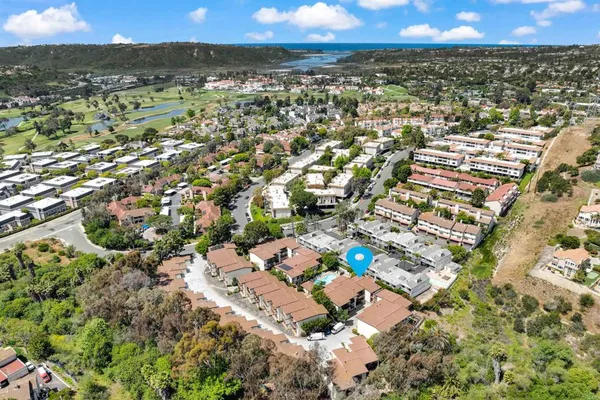 $739,000 | 2402 Altisma Way, Unit D, Carlsbad, CA 92009