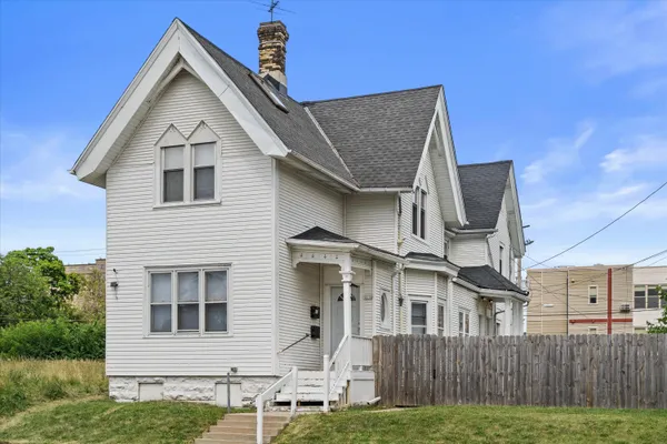 $299,900 | 1116 North 13th Street, Milwaukee, WI 53233