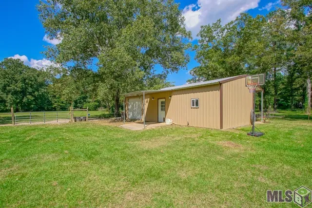 $445,000 | 171 Wendy Bend Lane, Pine Grove, LA 70453