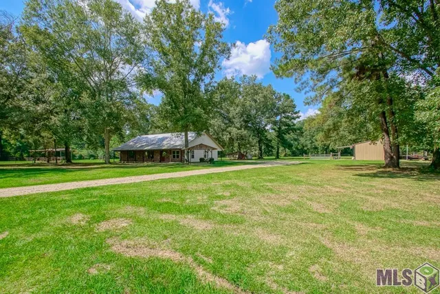 $445,000 | 171 Wendy Bend Lane, Pine Grove, LA 70453