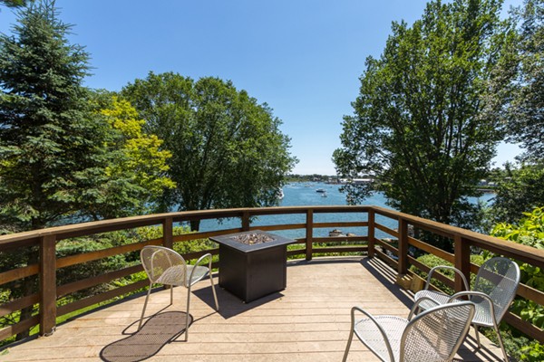 4 Davis Road Marblehead, MA 01945 - Photo 12 of 30 Gallery Image 12