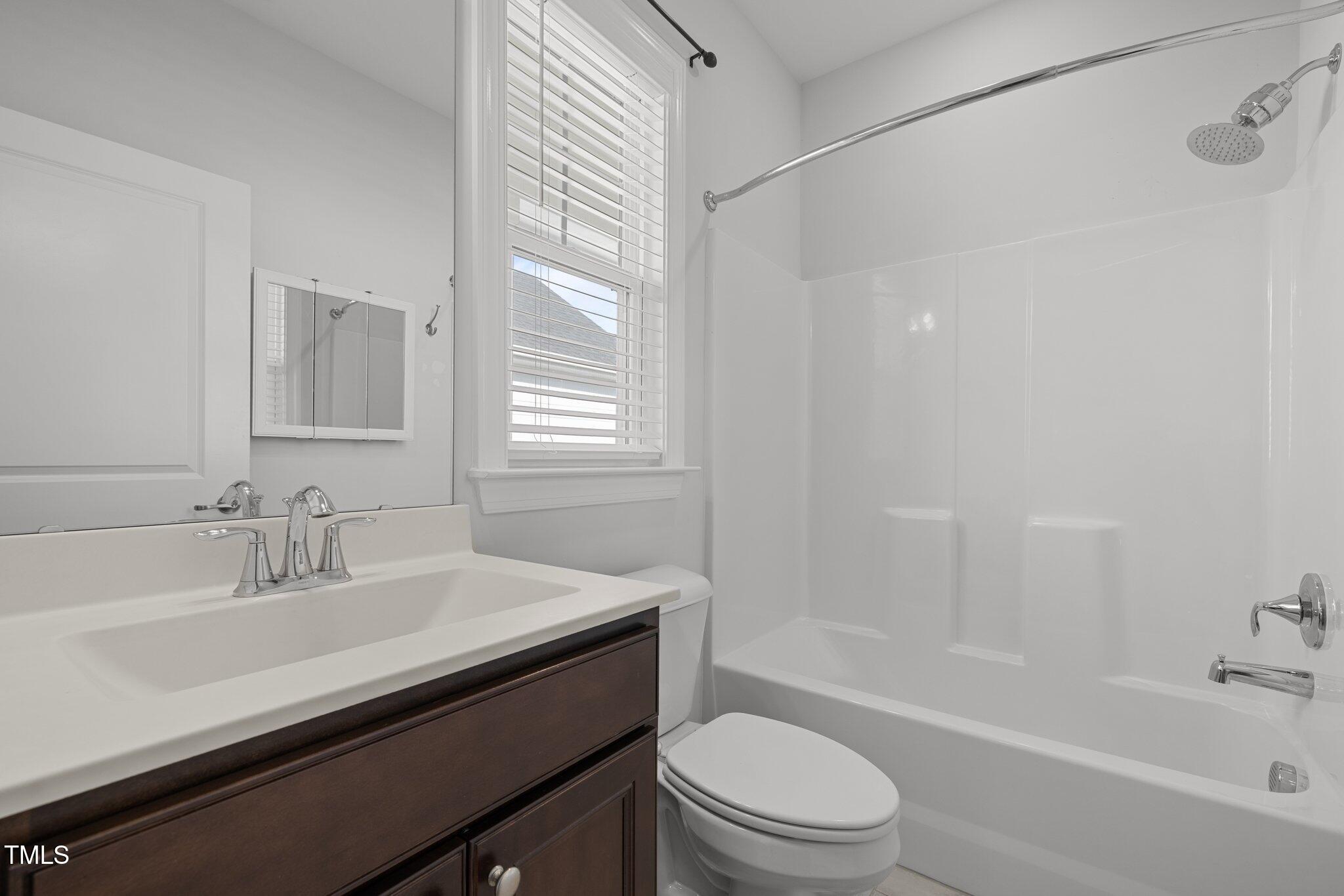 140 Azure Mist Drive Raleigh, NC 27610 - Photo 20 of 29 8-web-or-mls-5Z8A2424