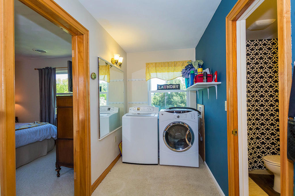 7931 Alpine Road Roanoke, VA 24019 - Photo 14 of 25 Laundry Area