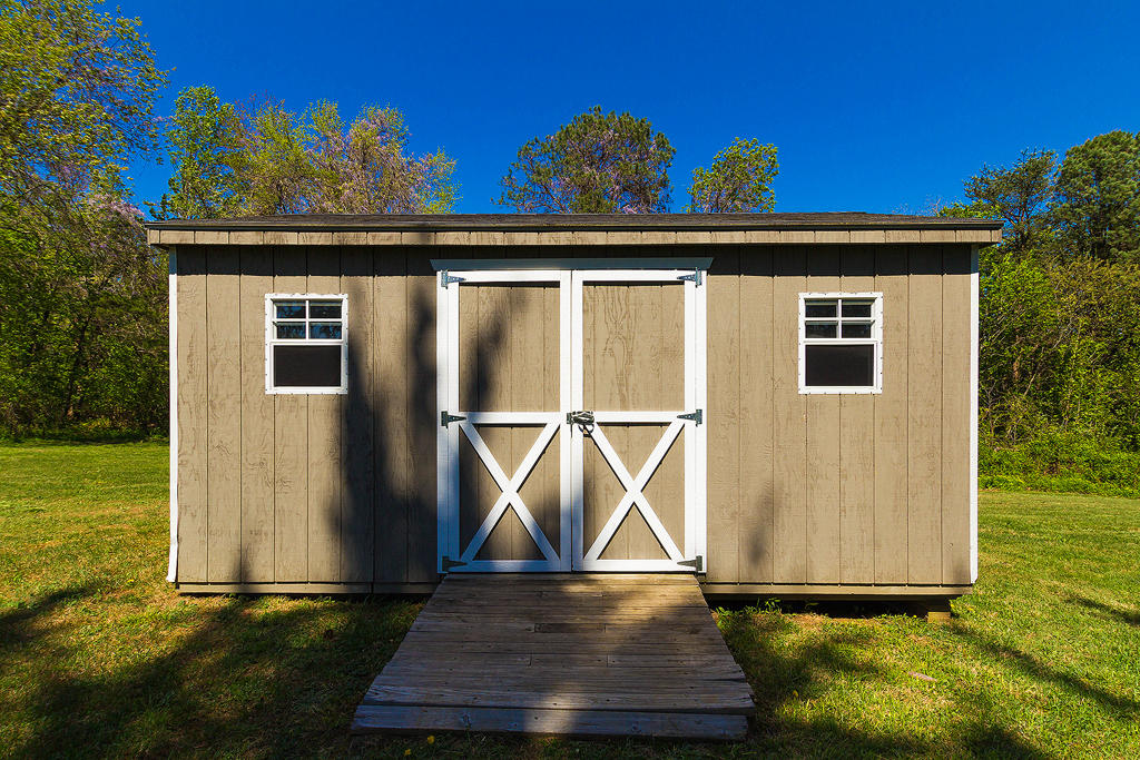 7931 Alpine Road Roanoke, VA 24019 - Photo 18 of 25 Storage Shed
