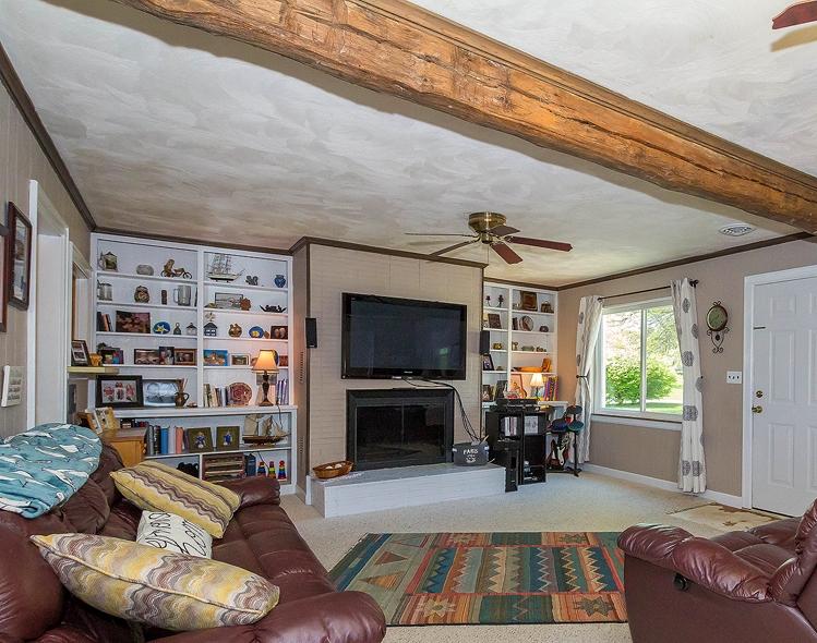 7931 Alpine Road Roanoke, VA 24019 - Photo 6 of 25 Family Room #3