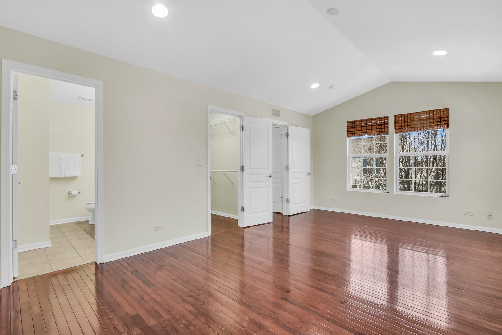 3210 Neubauer Circle Lindenhurst, IL 60046 - Photo 19 of 36