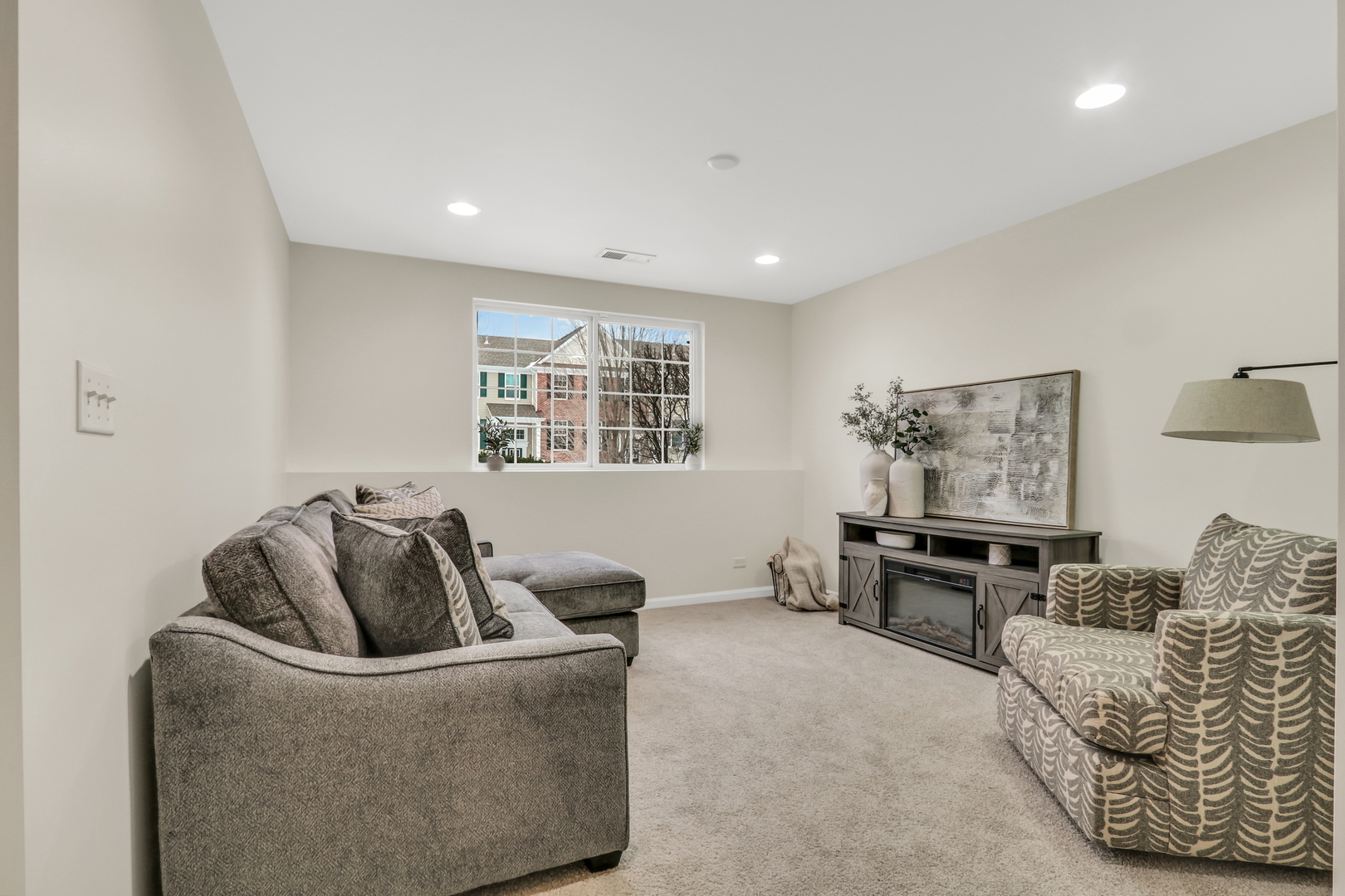 3210 Neubauer Circle Lindenhurst, IL 60046 - Photo 28 of 36