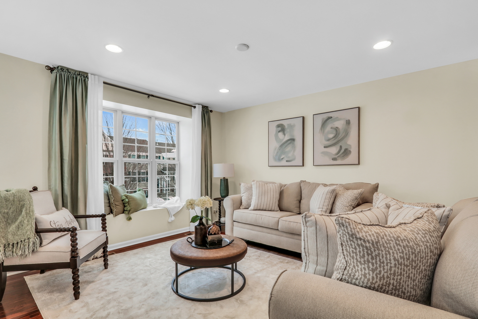 3210 Neubauer Circle Lindenhurst, IL 60046 - Photo 5 of 36