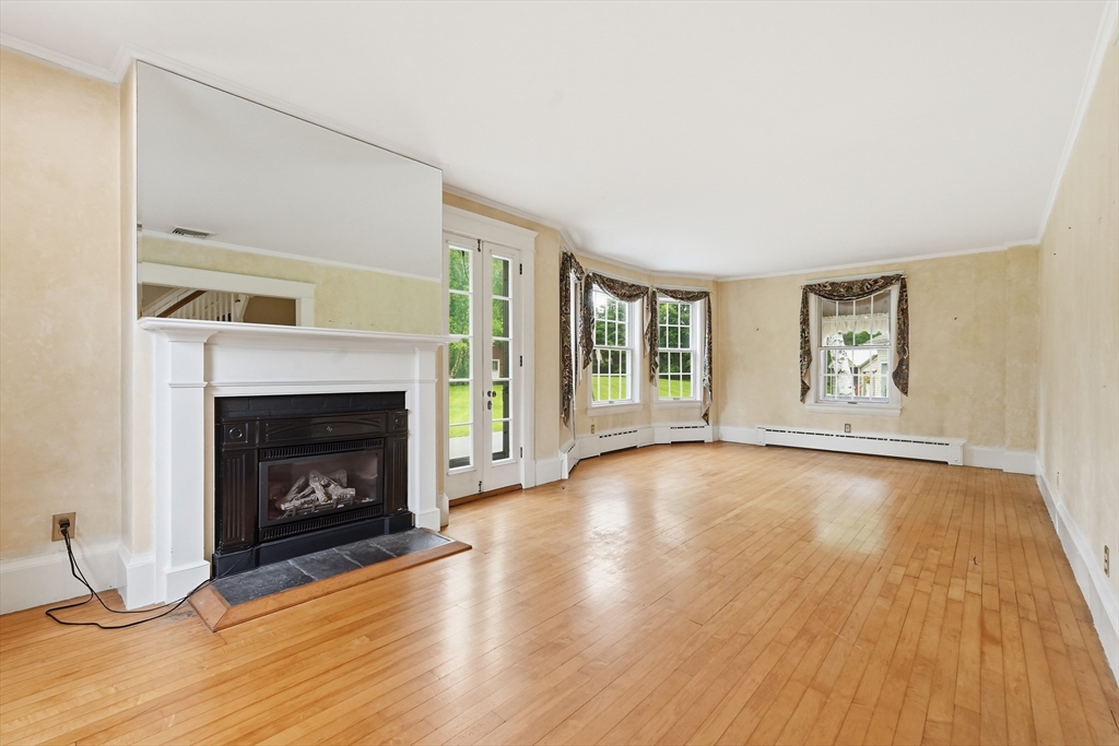 243 Colrain Road Greenfield, MA 01301 - Photo 6 of 42