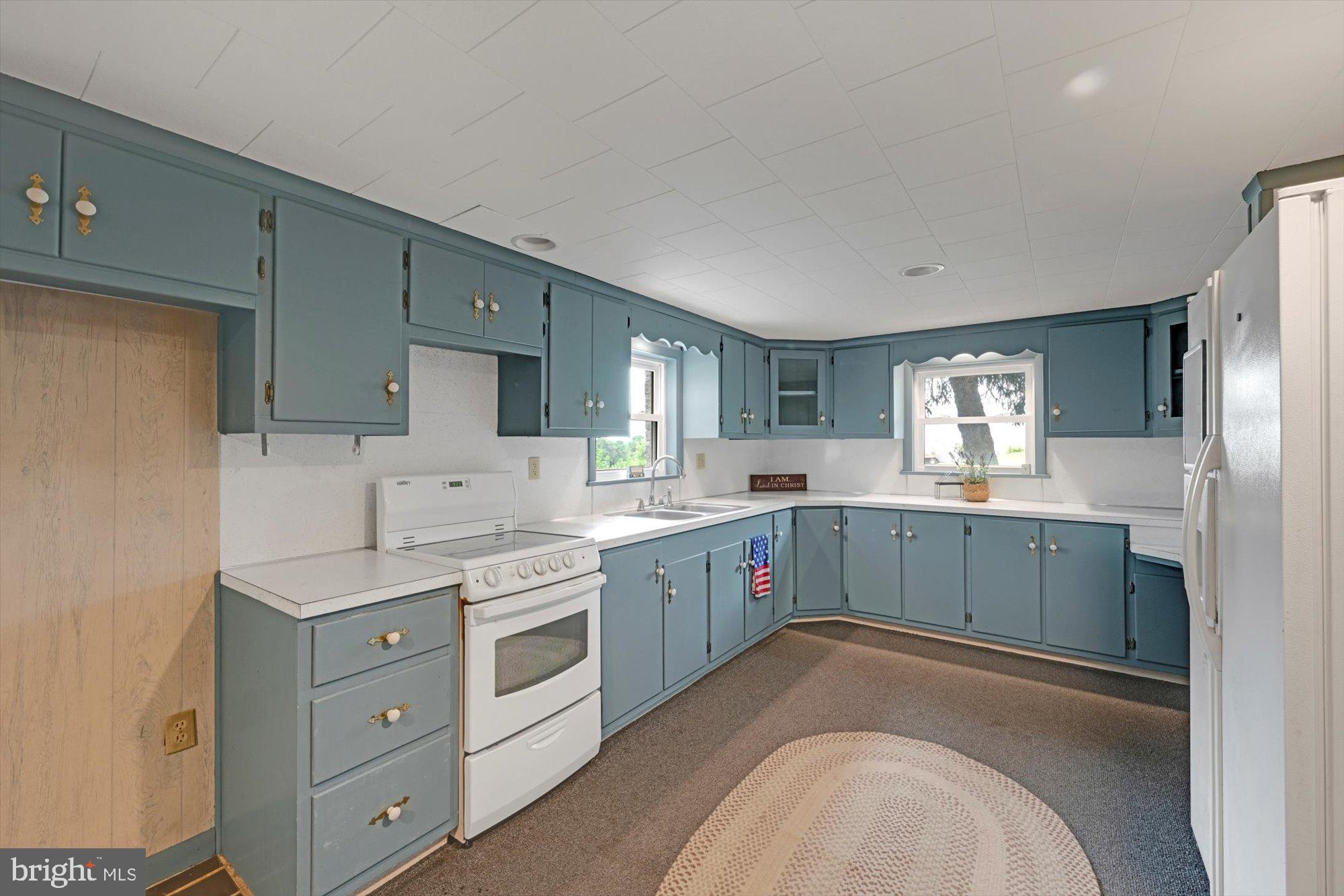 8066 Colebrook Road Palmyra, PA 17078 - Photo 11 of 27 Gallery Image 11