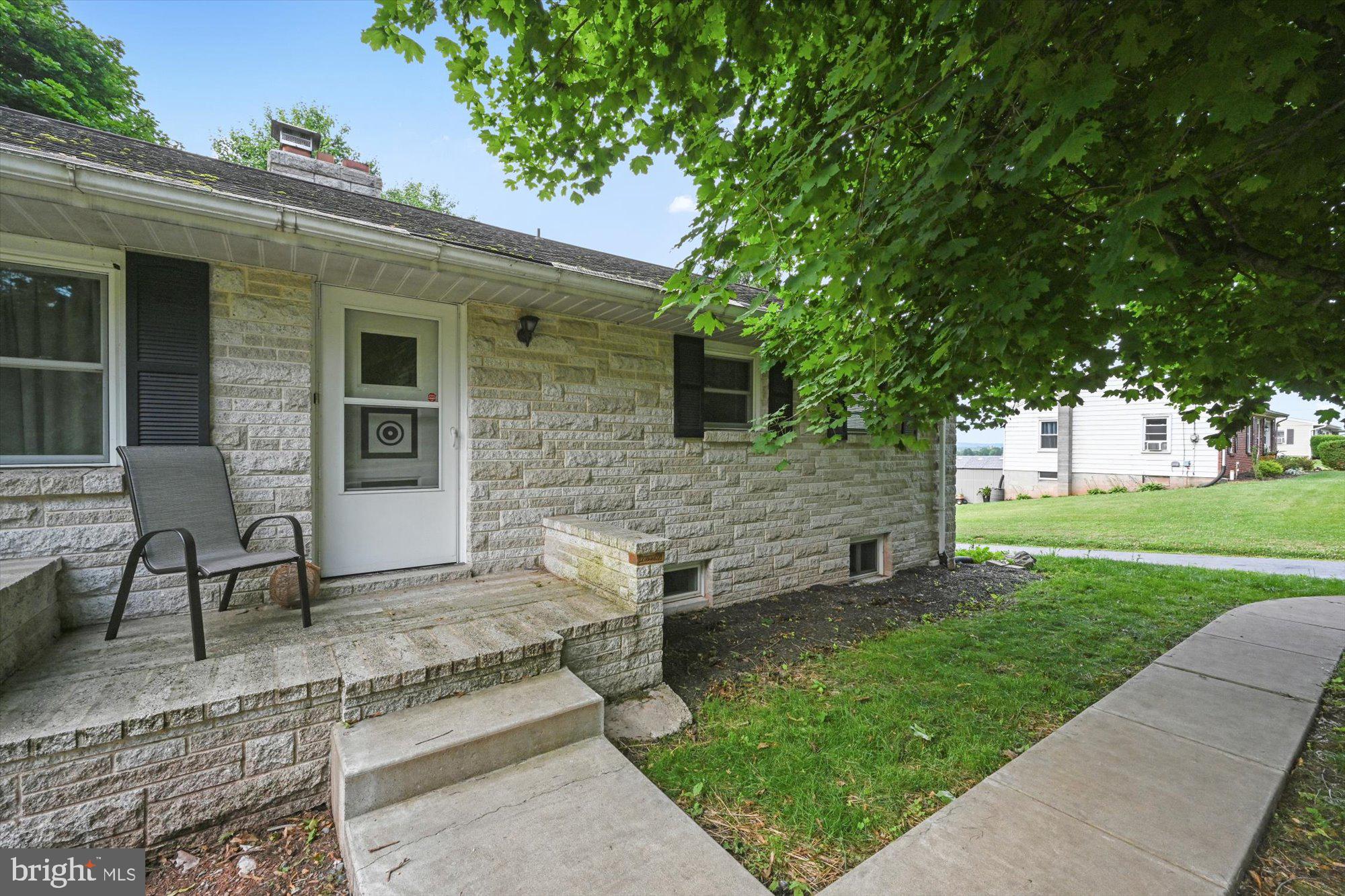 8066 Colebrook Road Palmyra, PA 17078 - Photo 4 of 27 Gallery Image 4