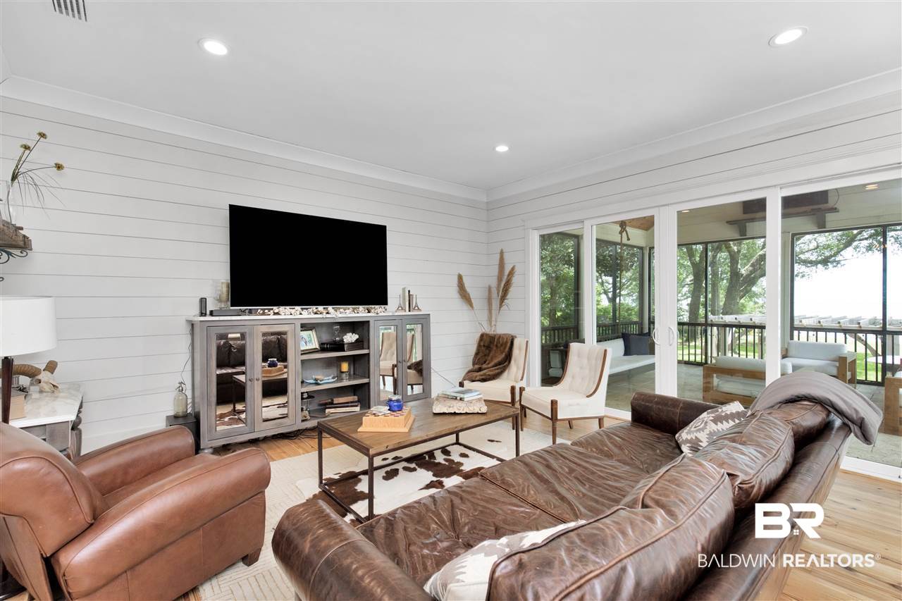 4009 Bayfront Road Mobile, AL 36605 - Photo 7 of 43