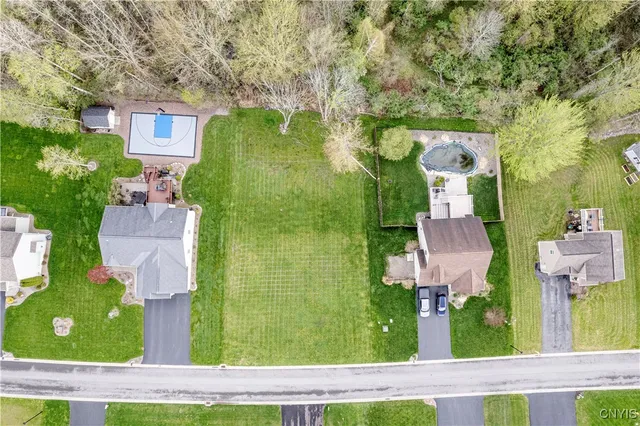 $90,000 | 6380 Finish Line Trail, Cicero, NY 13029