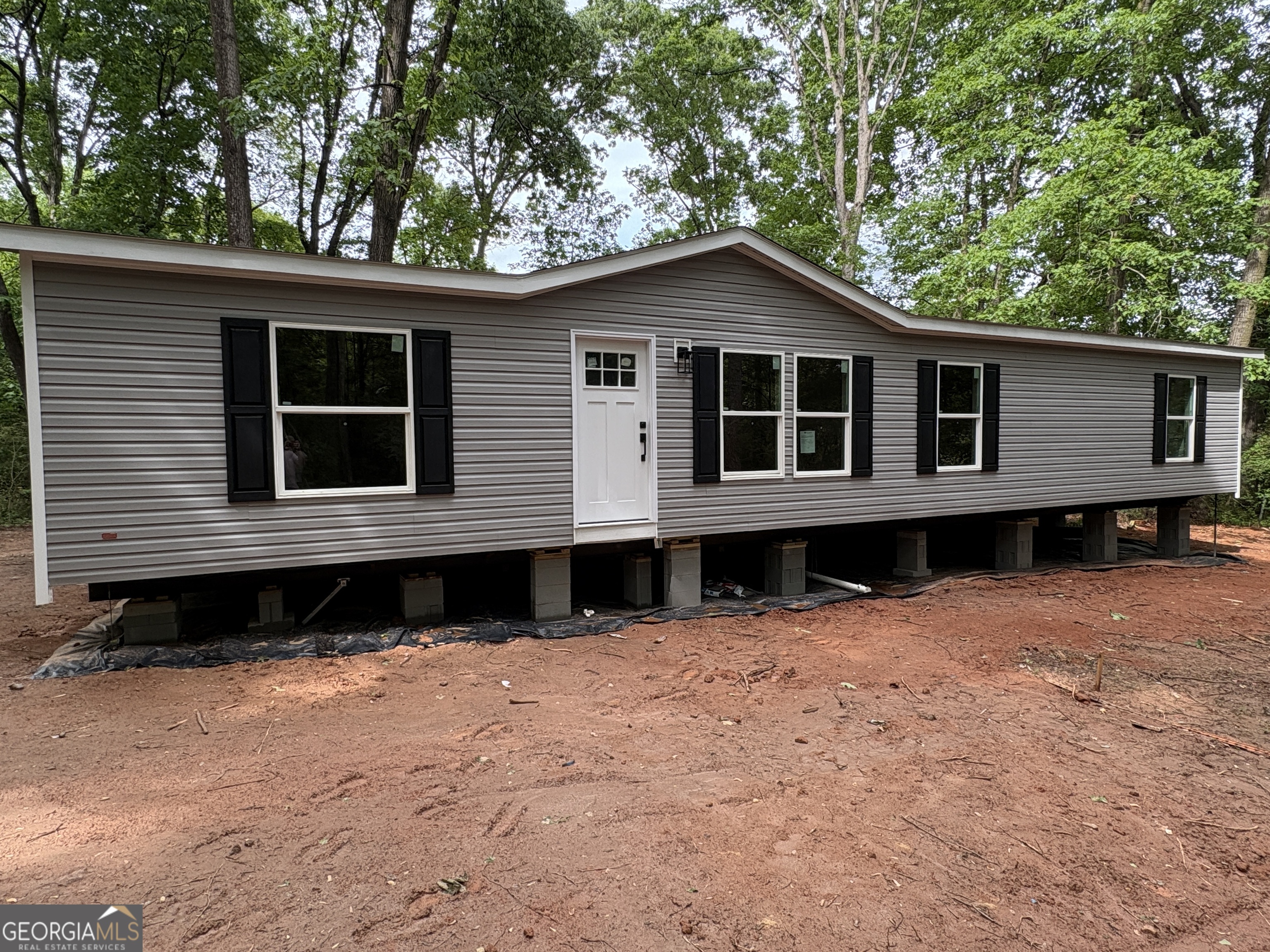 1018 Neal Road Commerce, GA 30530 - Photo 3 of 28