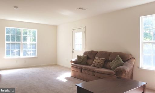 528 Van Dyke Circle Newark, DE 19702 - Photo 6 of 17 a living room with furniture and a window