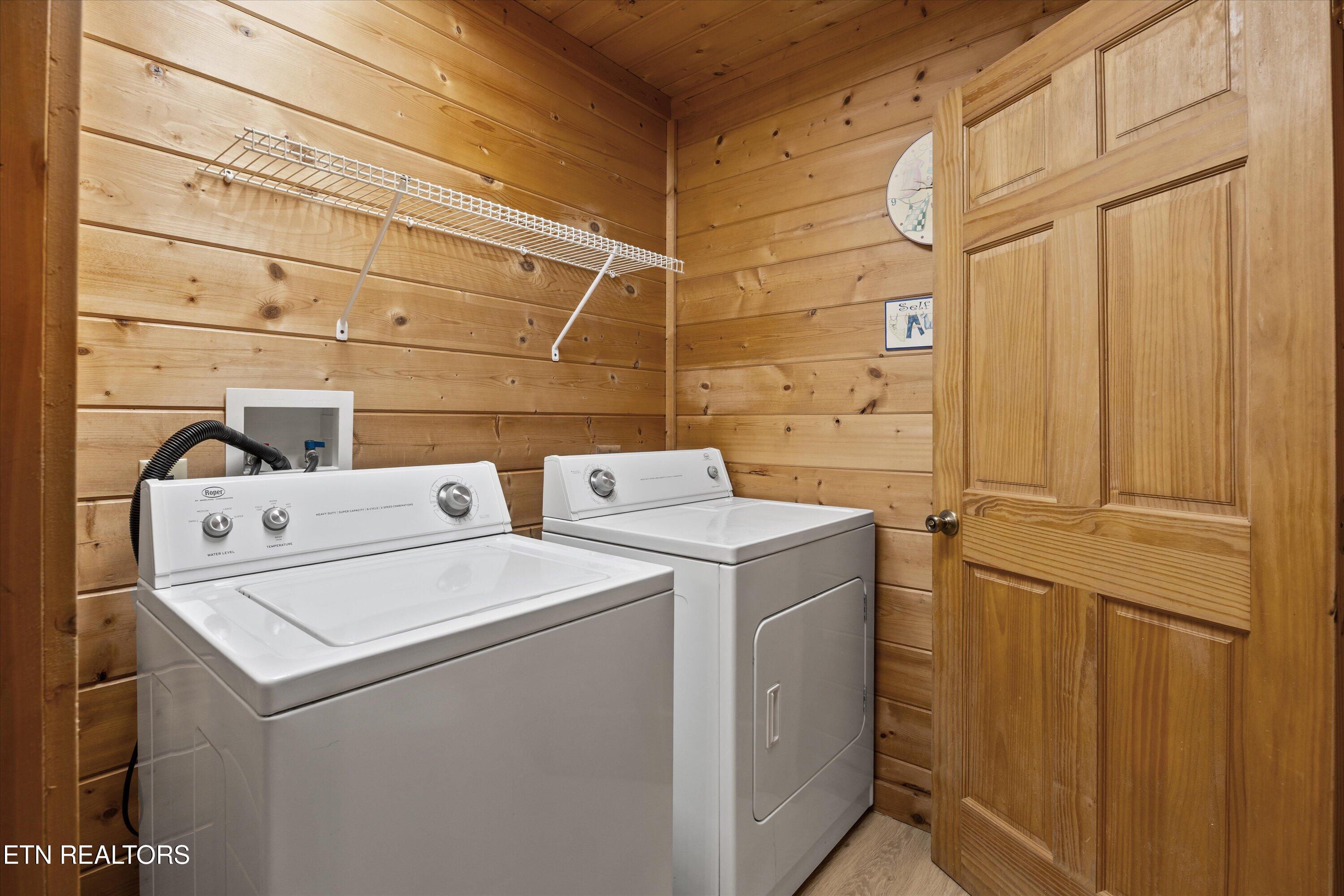 927 Stone Trail Sevierville, TN 37876 - Photo 20 of 41 20-927 Stone Trail14
