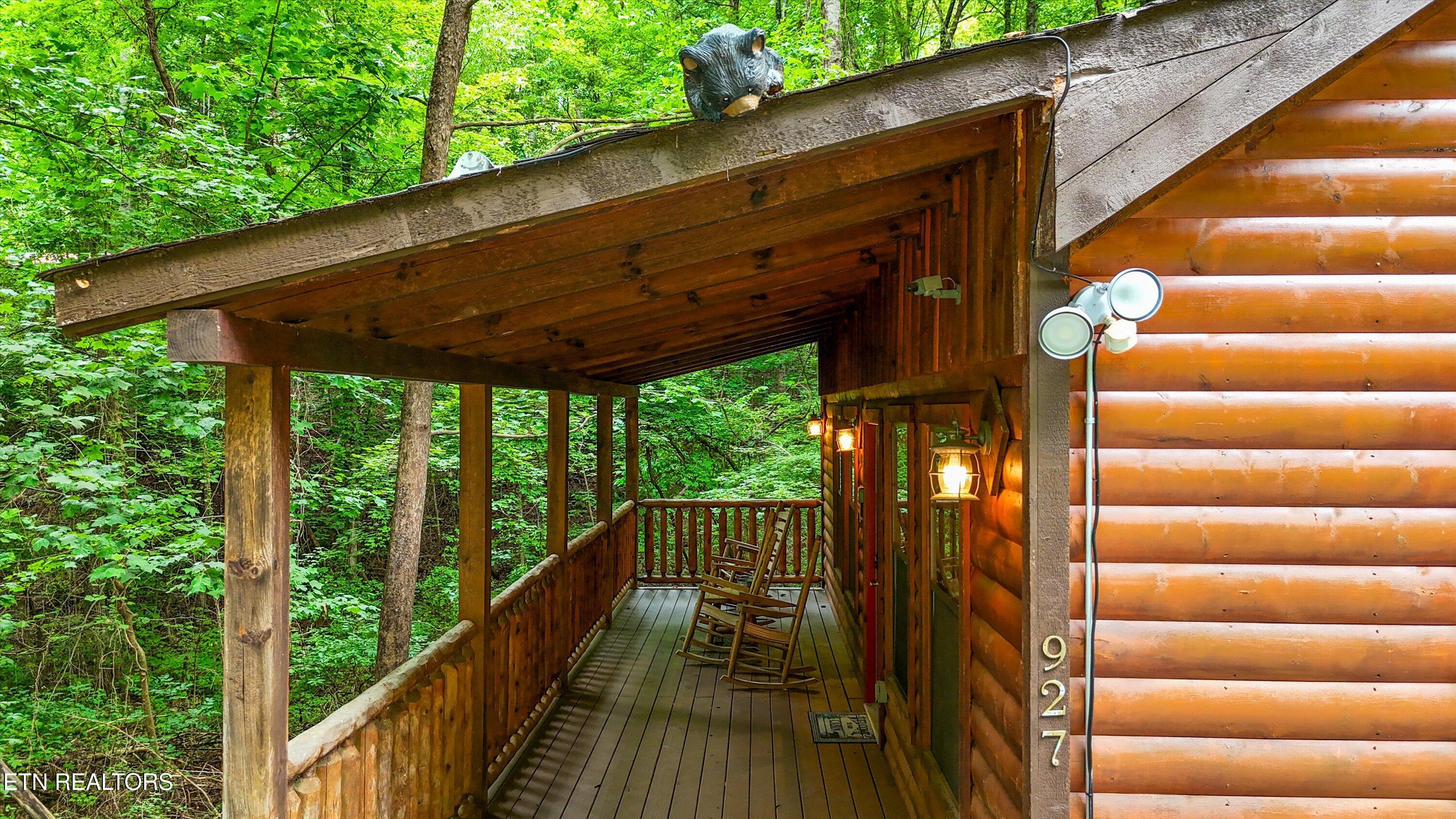 927 Stone Trail Sevierville, TN 37876 - Photo 27 of 41 27-927 Stone Trail34