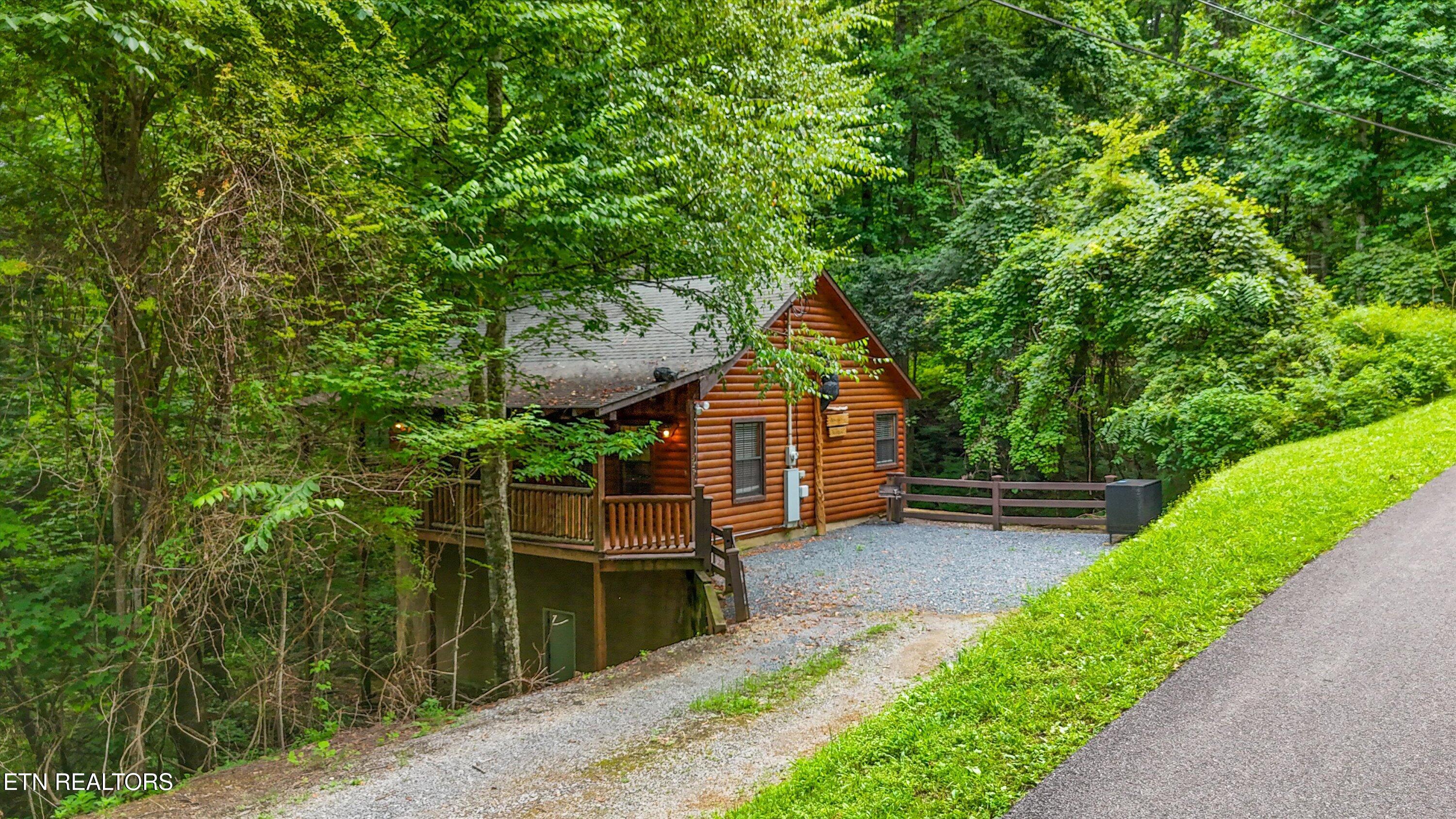 927 Stone Trail Sevierville, TN 37876 - Photo 37 of 41 38-927 Stone Trail28