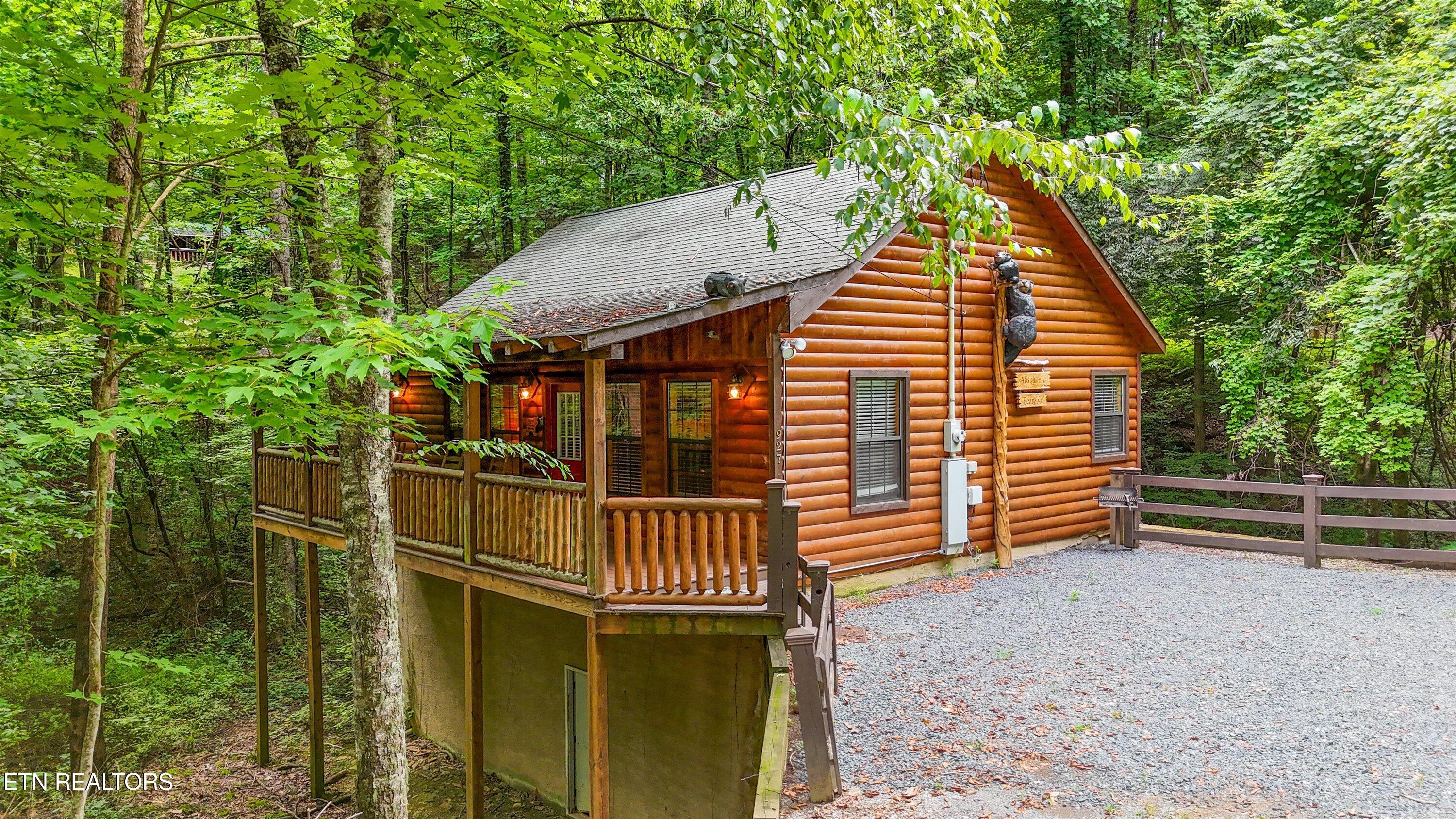 927 Stone Trail Sevierville, TN 37876 - Photo 39 of 41 01-927 Stone Trail29