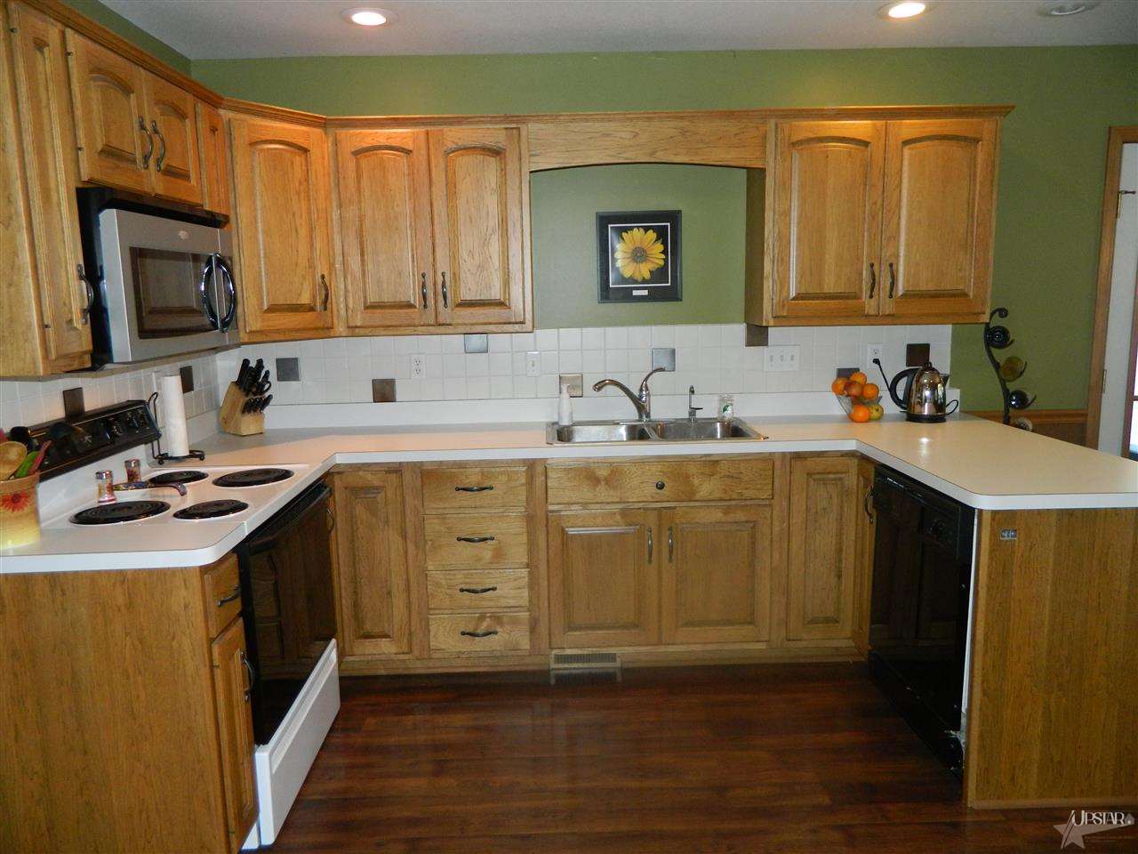 1924 Robb Road Warsaw, IN 46580 - Photo 12 of 16 Gallery Image 12