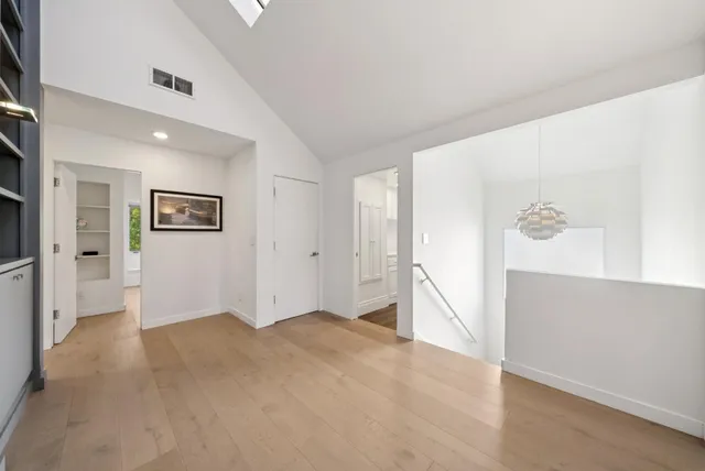 a view of a livingroom with furniture