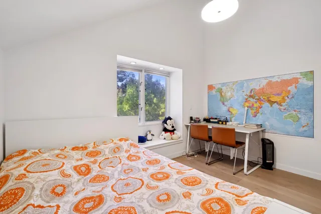 a view of a back yard of the house