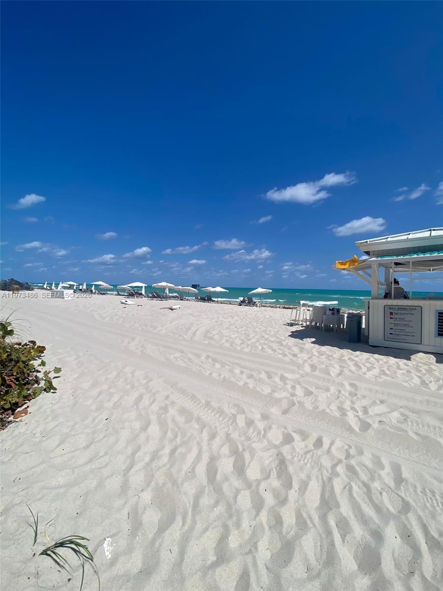 4775 Collins Avenue, Unit 2407 Miami Beach, FL 33140 - Photo 19 of 54