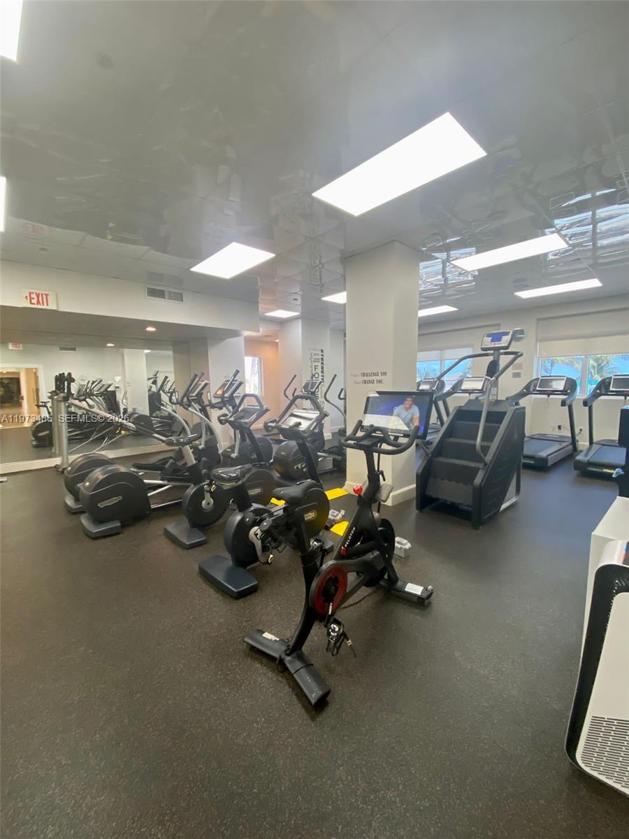 4775 Collins Avenue, Unit 2407 Miami Beach, FL 33140 - Photo 25 of 54