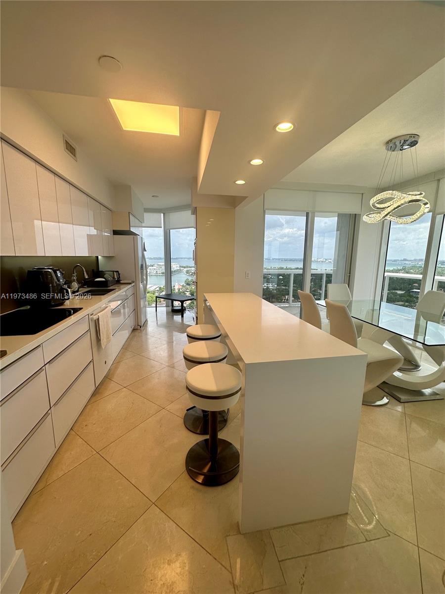 4775 Collins Avenue, Unit 2407 Miami Beach, FL 33140 - Photo 4 of 54