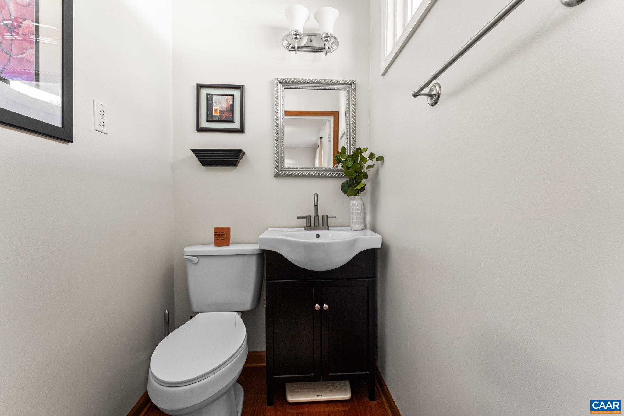 2225 Williamsburg Road Charlottesville, VA 22901 - Photo 27 of 38