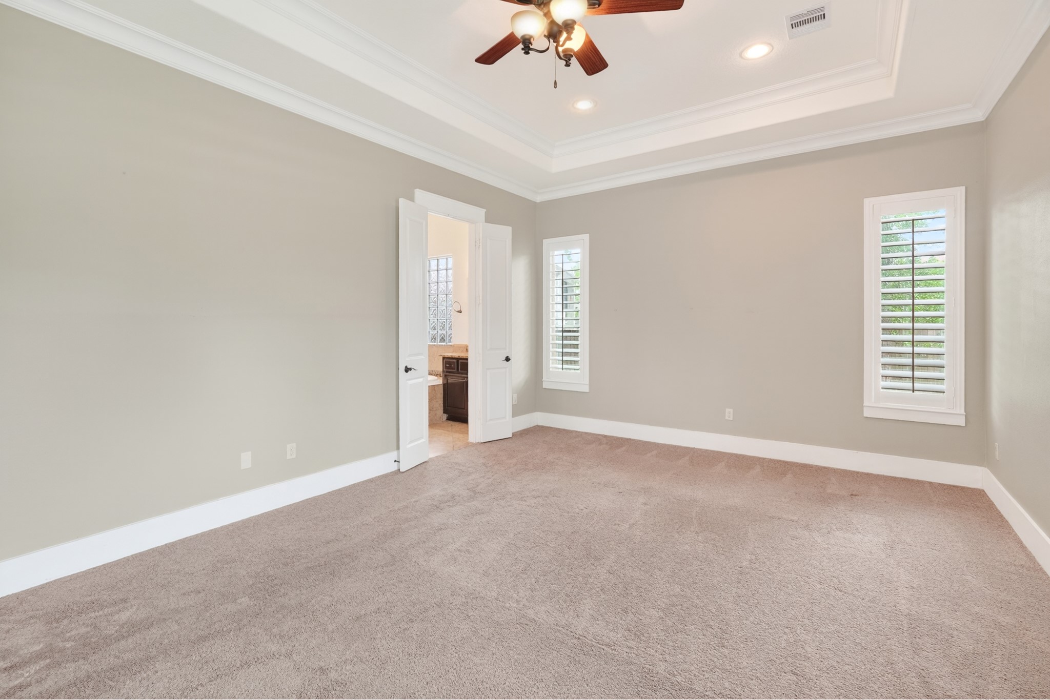 27 Hedgedale Way Spring, TX 77389 - Photo 23 of 49 a view of an empty room with a window