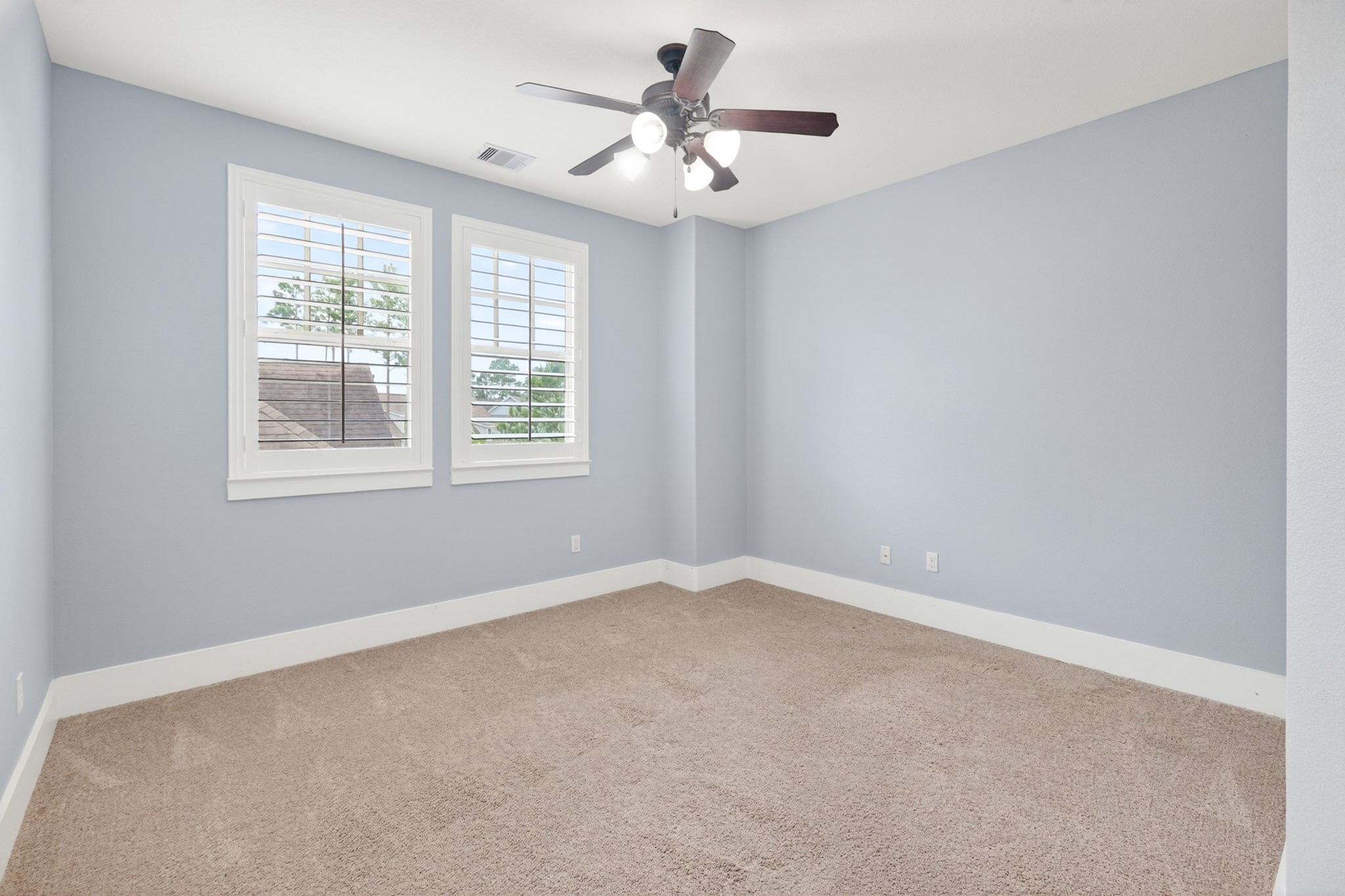 27 Hedgedale Way Spring, TX 77389 - Photo 35 of 49 a view of an empty room with a window