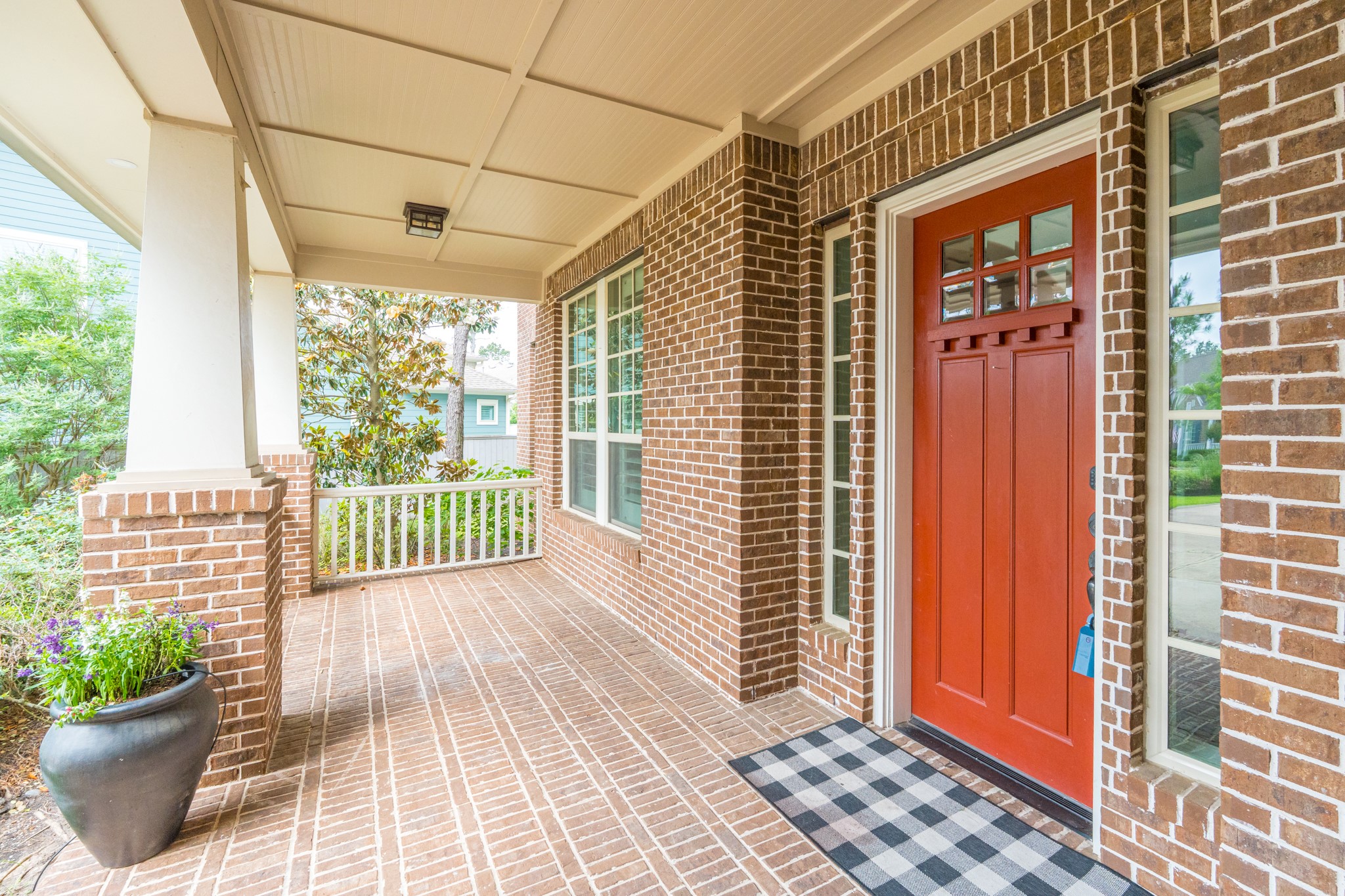 27 Hedgedale Way Spring, TX 77389 - Photo 6 of 49 a view of a porch with a garden
