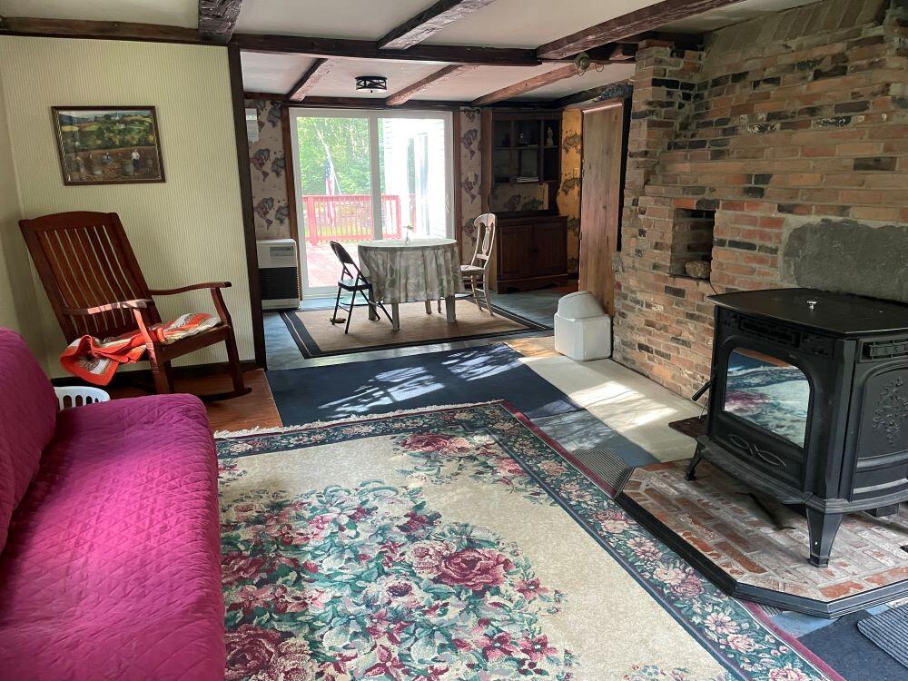 383 Old Alfred Road Waterboro, ME 04030 - Photo 6 of 38 8 living