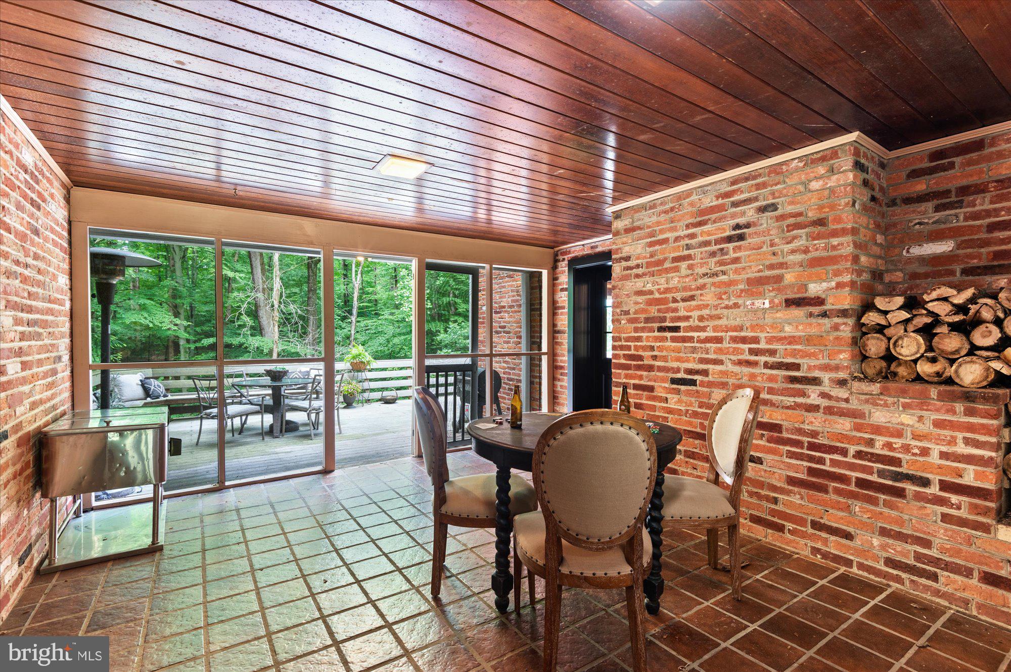 8000 Kingsgate Road Potomac, MD 20854 - Photo 14 of 42