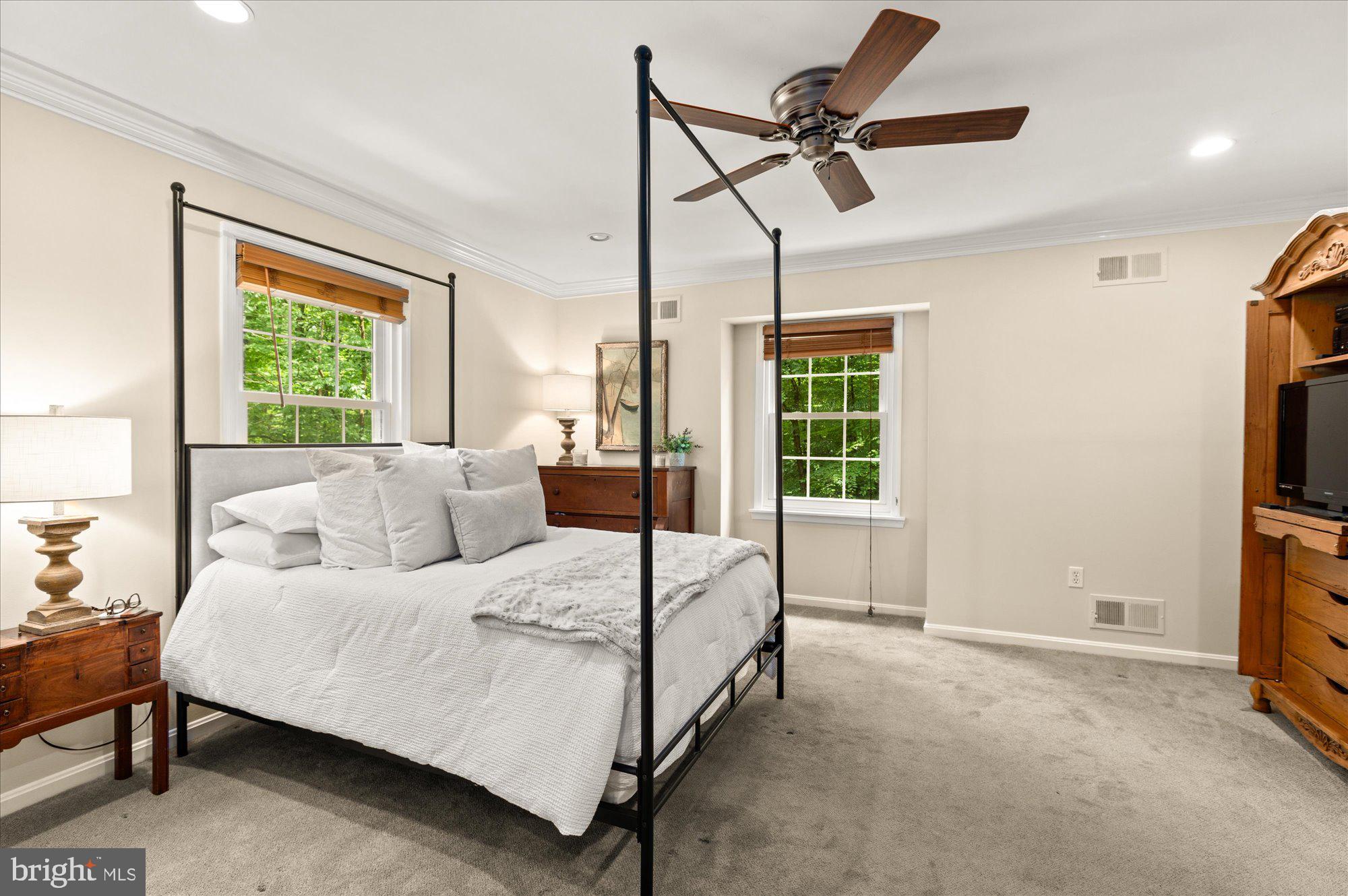 8000 Kingsgate Road Potomac, MD 20854 - Photo 16 of 42