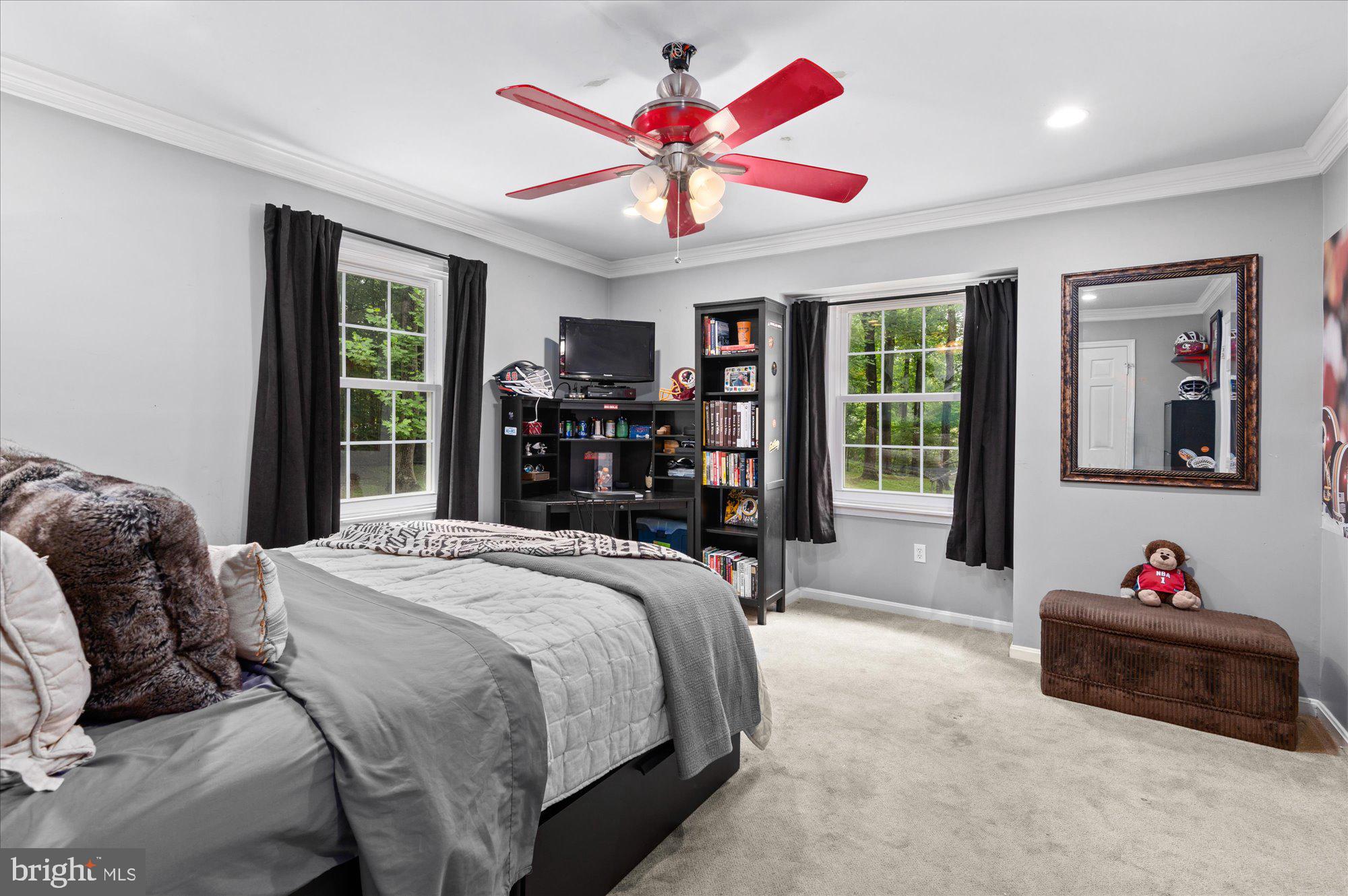 8000 Kingsgate Road Potomac, MD 20854 - Photo 25 of 42