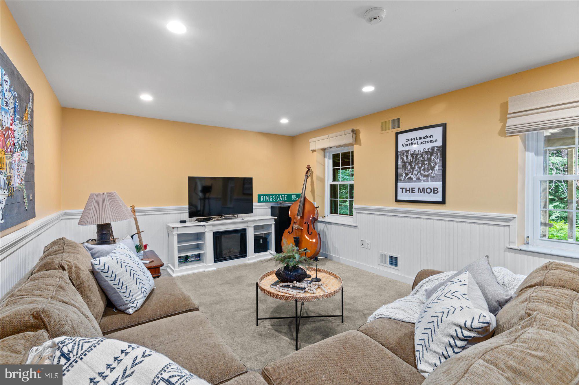 8000 Kingsgate Road Potomac, MD 20854 - Photo 30 of 42