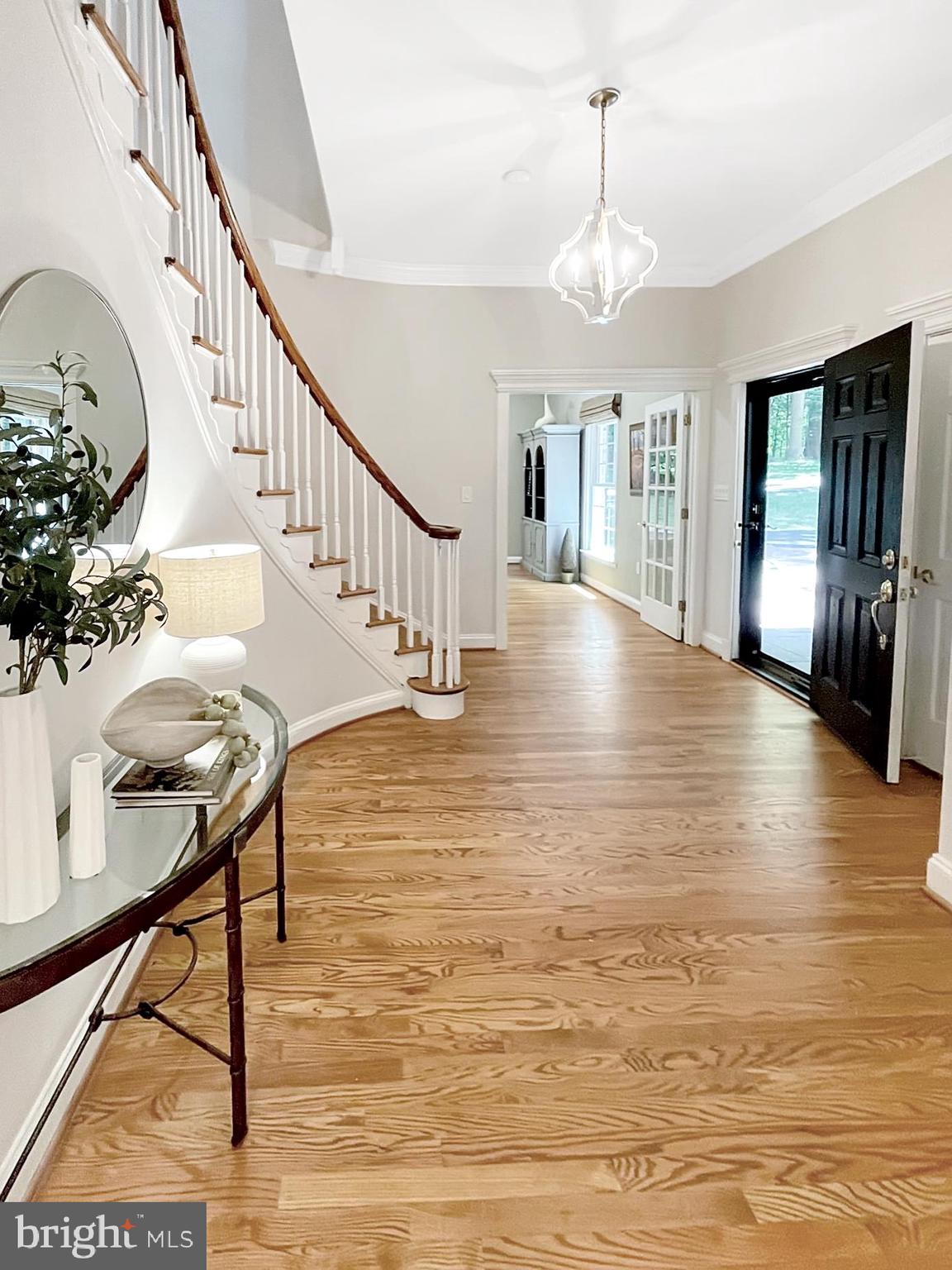 8000 Kingsgate Road Potomac, MD 20854 - Photo 3 of 42