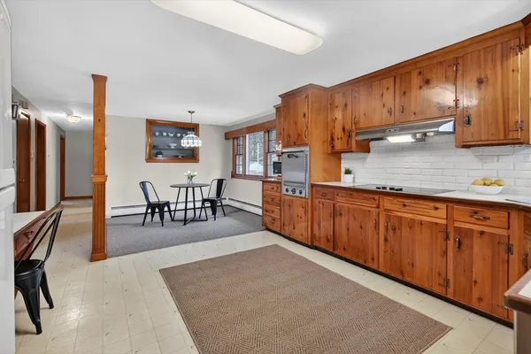 $599,900 | 5 Crestwood Circle, Lawrence, MA 01843