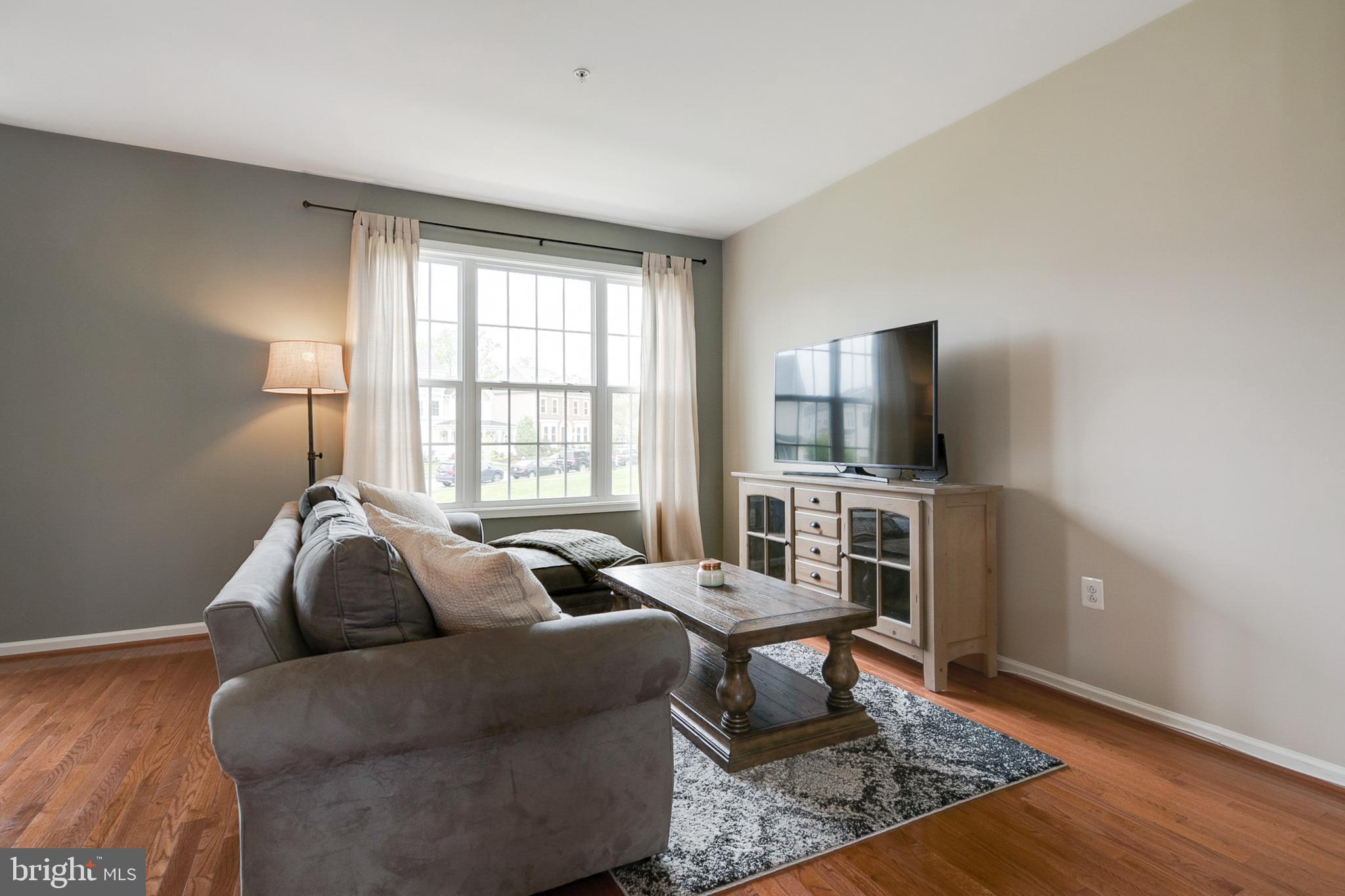 13621 Alderton Road Silver Spring, MD 20906 - Photo 9 of 33