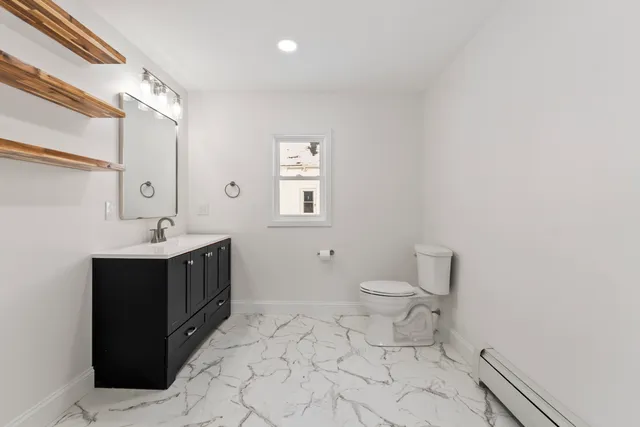 $369,900 | 20 Mt Vernon Street, Gardiner, ME 04345