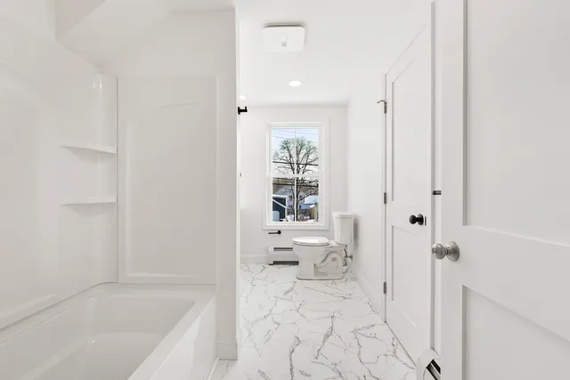 $369,900 | 20 Mt Vernon Street, Gardiner, ME 04345