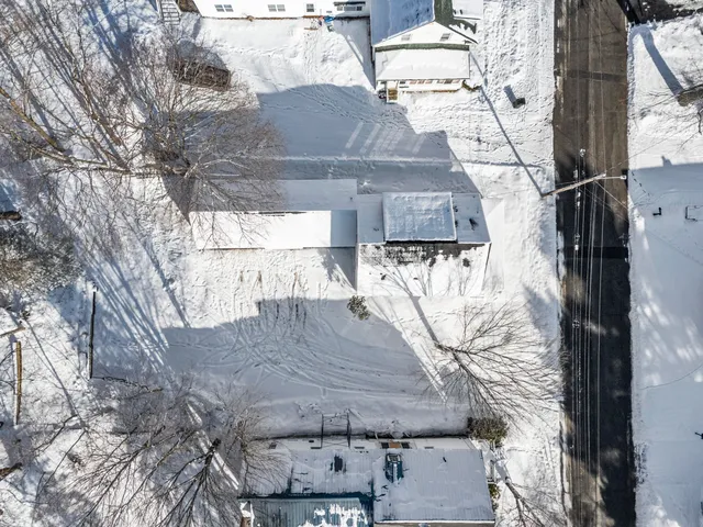 $369,900 | 20 Mt Vernon Street, Gardiner, ME 04345